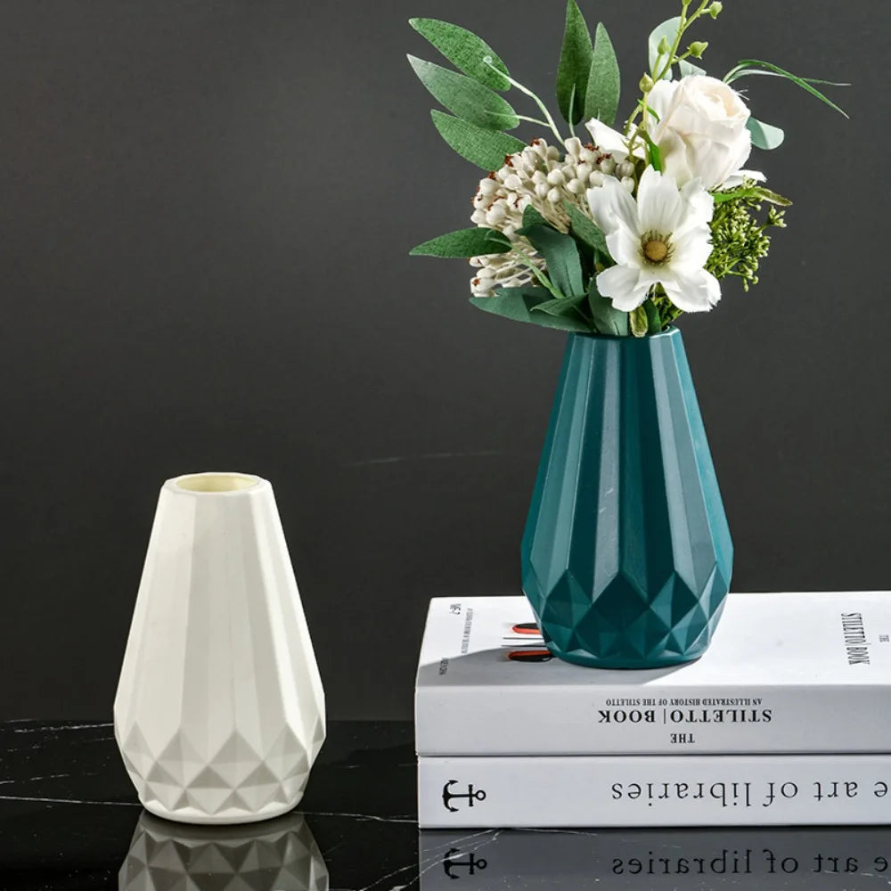 Vaso Decorativo Formato Diamante-0163-OutletMup-OutletMup